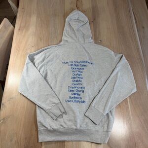 Harry Styles Music in a Sushi Restaurant Gray Sweatshirt Official Hoodie 2022 M